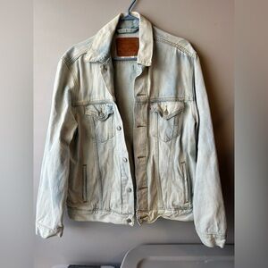 Levi's Vintage Fit Faded Blue Denim Jacket
